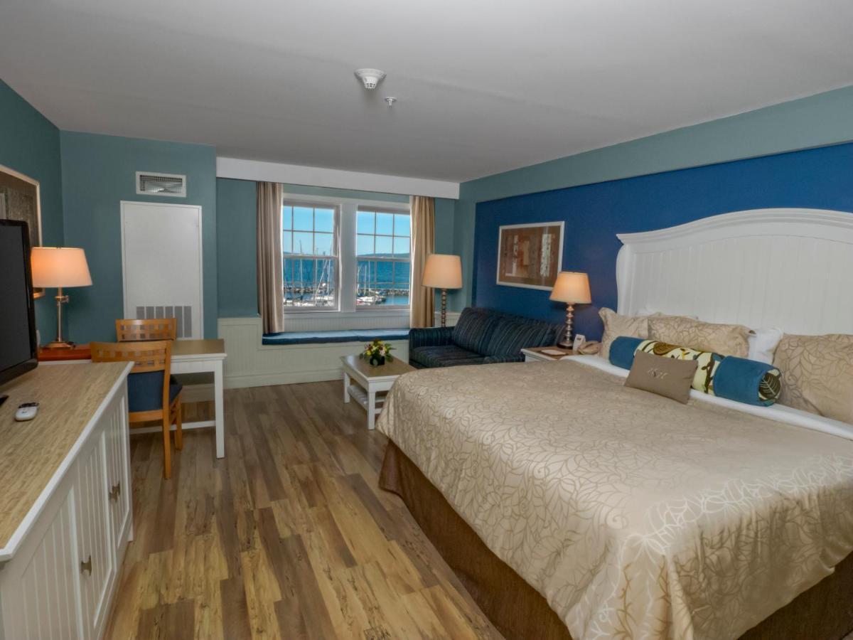 Watkins Glen Harbor Hotel Bagian luar foto