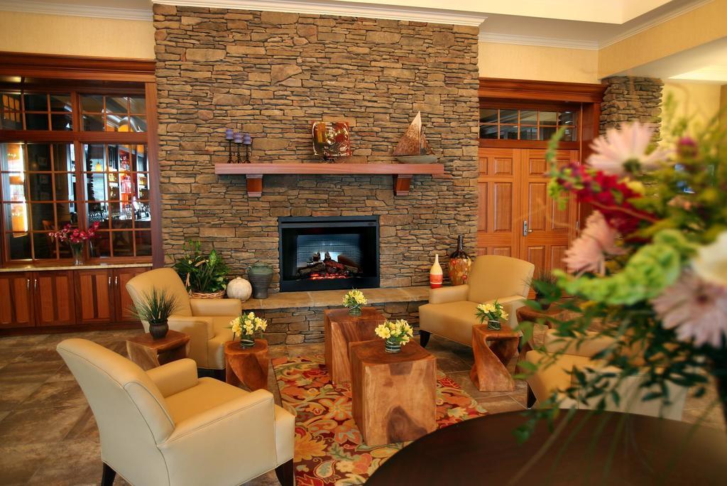 Watkins Glen Harbor Hotel Interior foto
