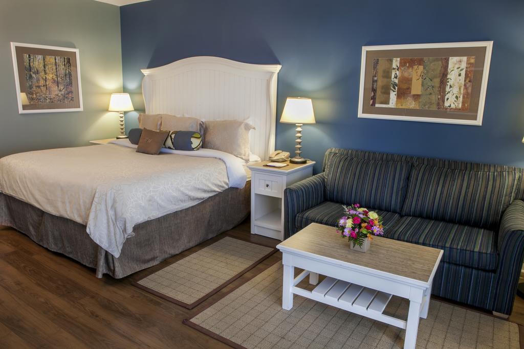 Watkins Glen Harbor Hotel Bagian luar foto