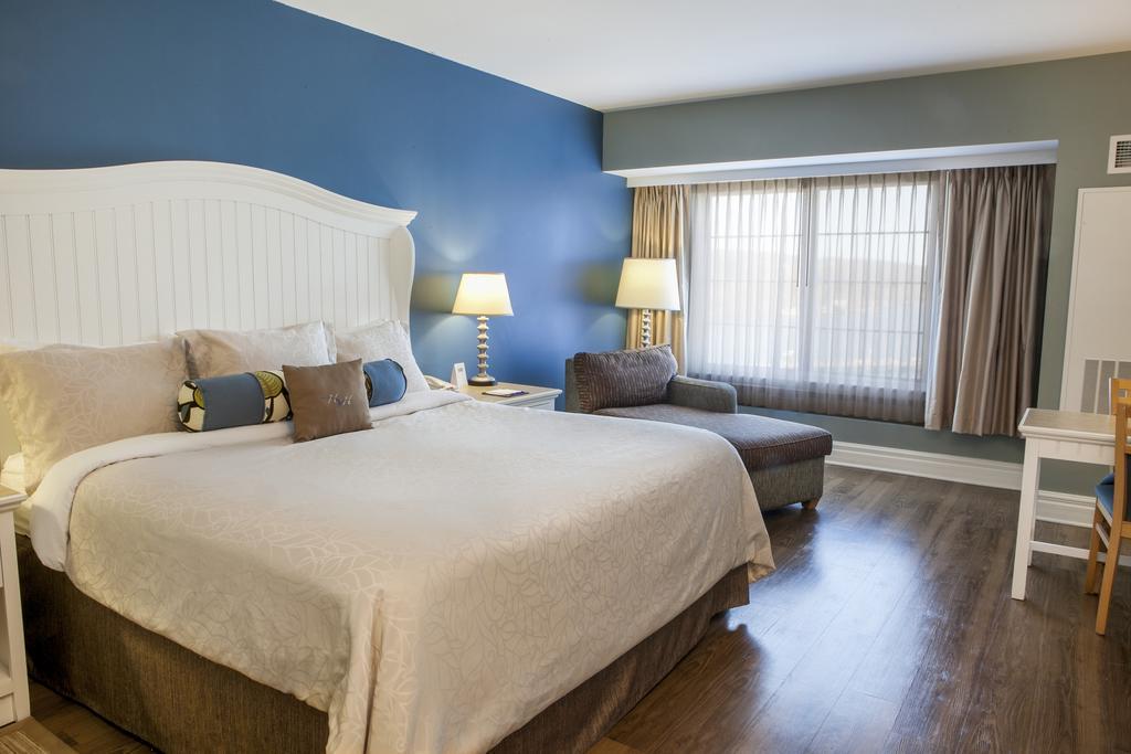 Watkins Glen Harbor Hotel Bagian luar foto